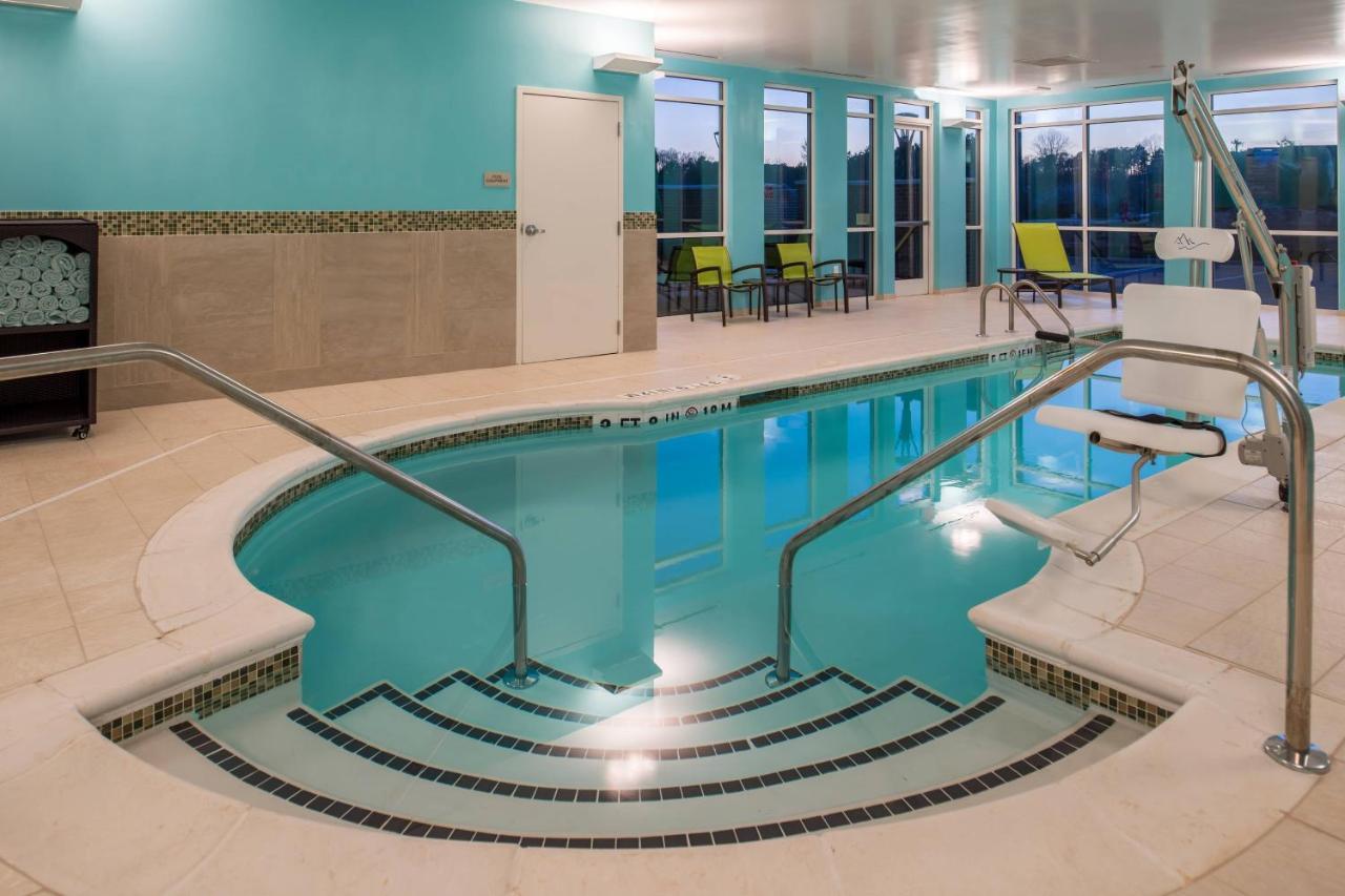Springhill Suites By Marriott Greensboro Airport Exterior photo