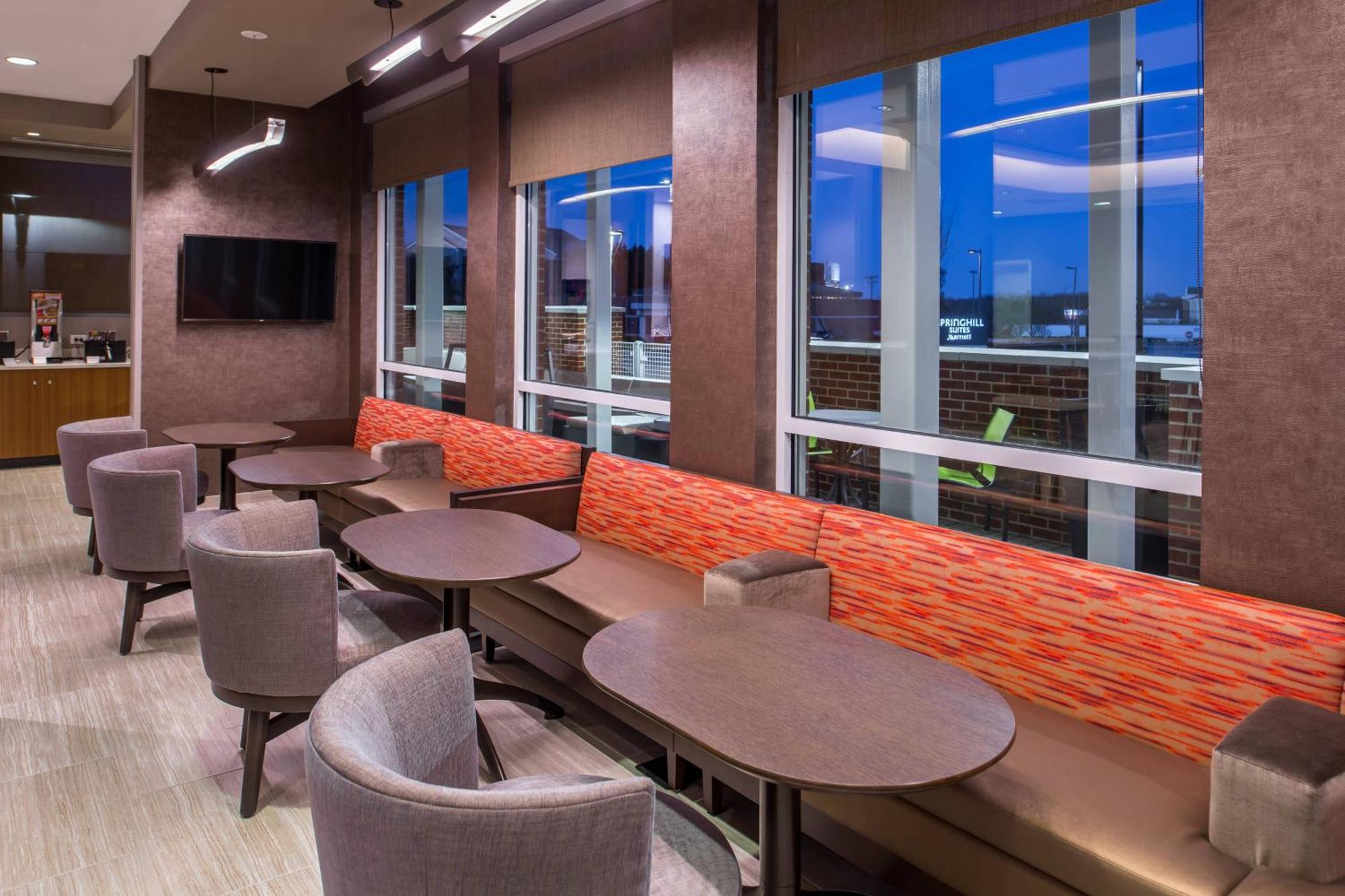 Springhill Suites By Marriott Greensboro Airport Exterior photo